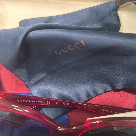 Gucc Cat Eye Sunglasses Red with blue lenses - Picture 10 of 10